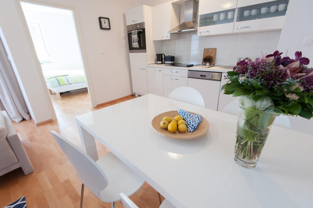 Charming Maraska Apartment Zadar Bagian luar foto