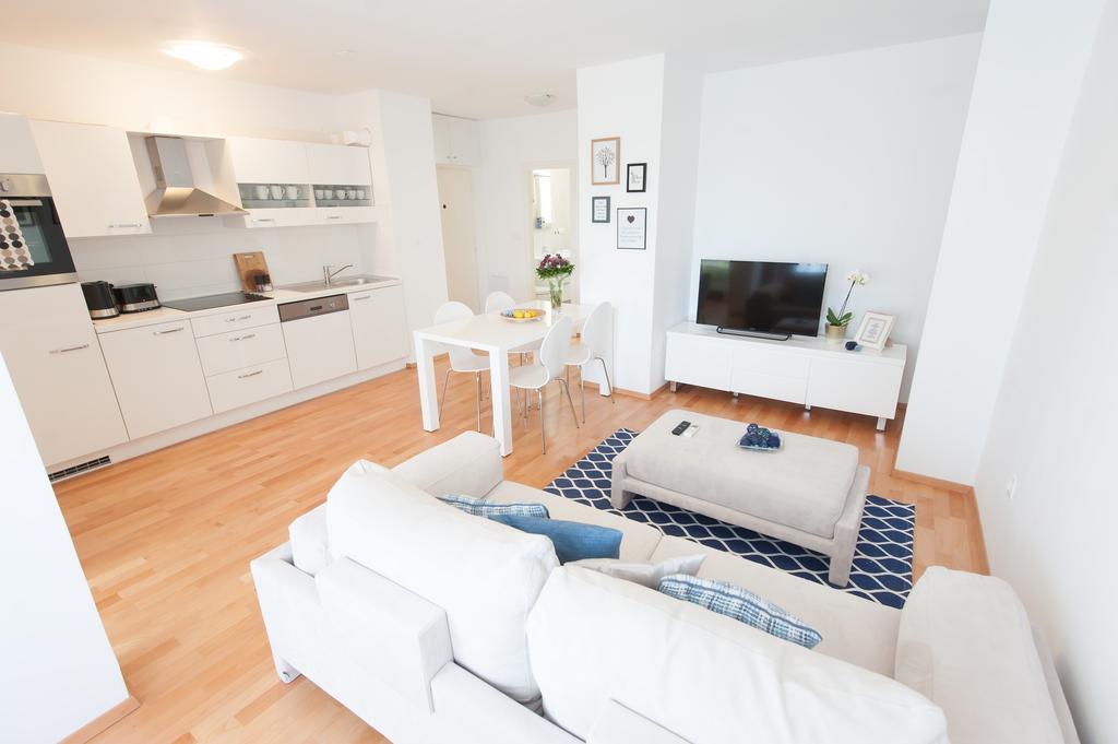 Charming Maraska Apartment Zadar Bagian luar foto